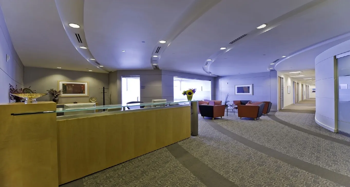 Business center The Crescent The Crescent — photo 16 of 17