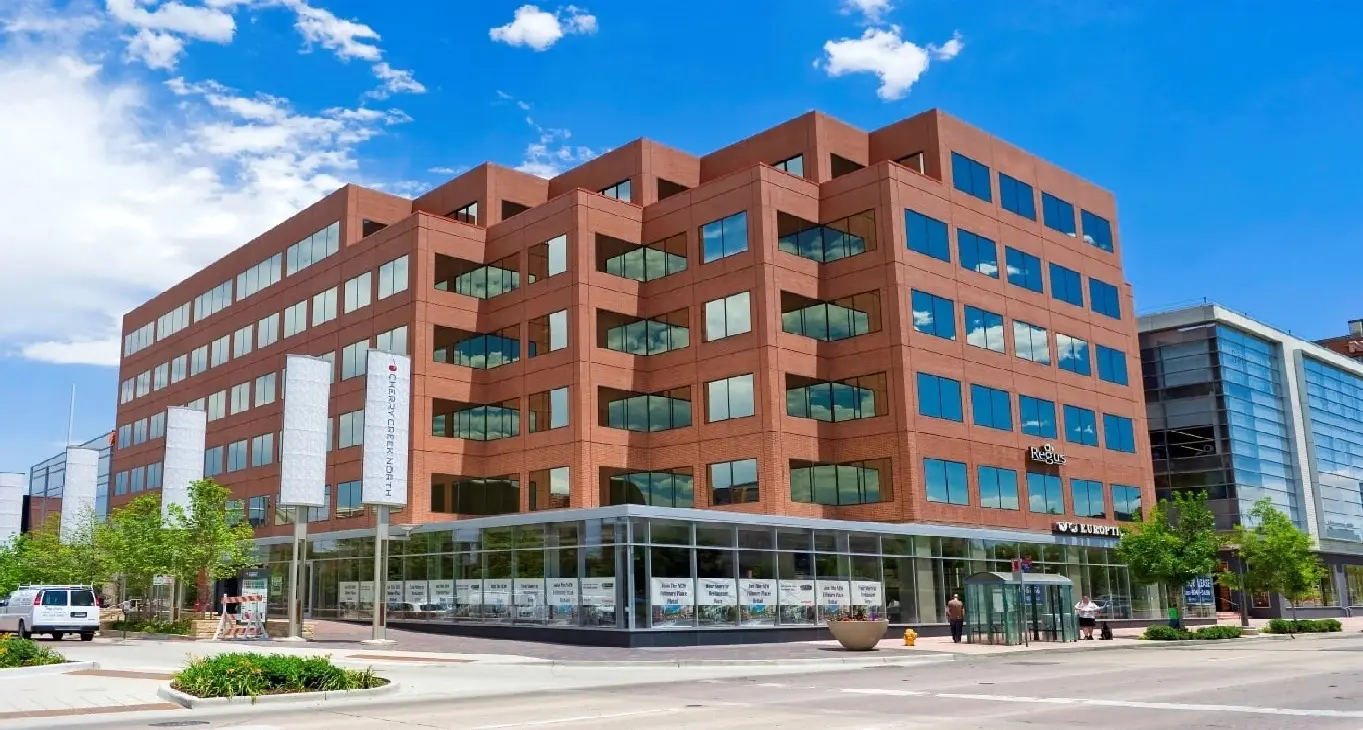 Pejabat persendirian — 100 Fillmore Place, Suite 500