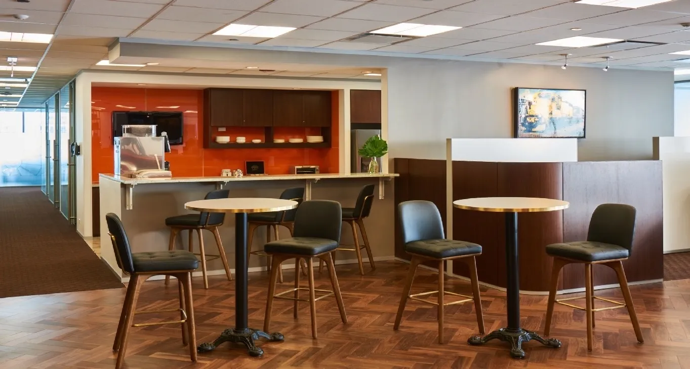 Business center 155 North Wacker Drive 155 North Wacker Drive — photo 6 of 55