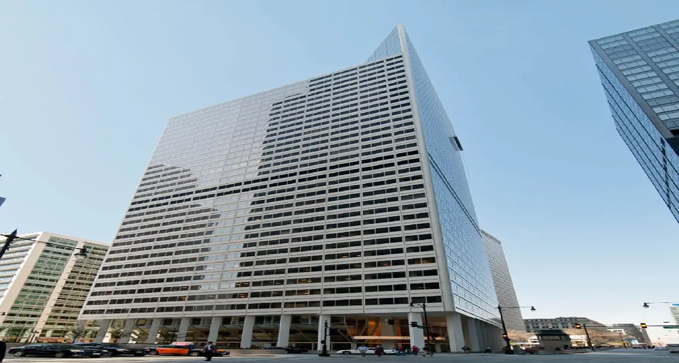 200 South Wacker Drive — photo 4 of 9