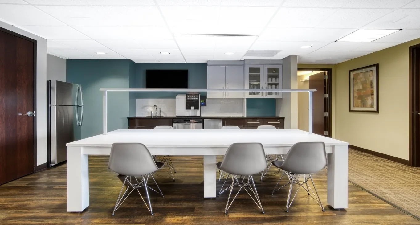 Private office — 200 Union Boulevard