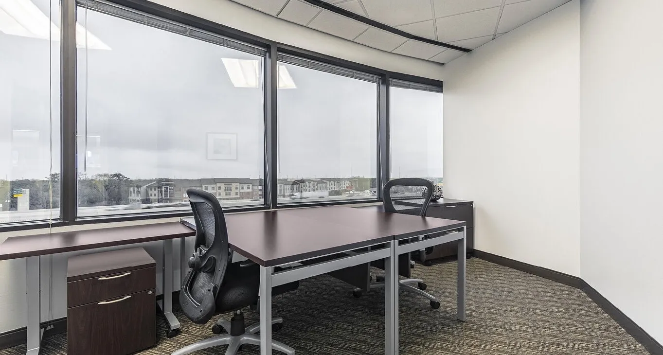 Business center 2425 West Loop South 2425 West Loop South — photo 10 of 10