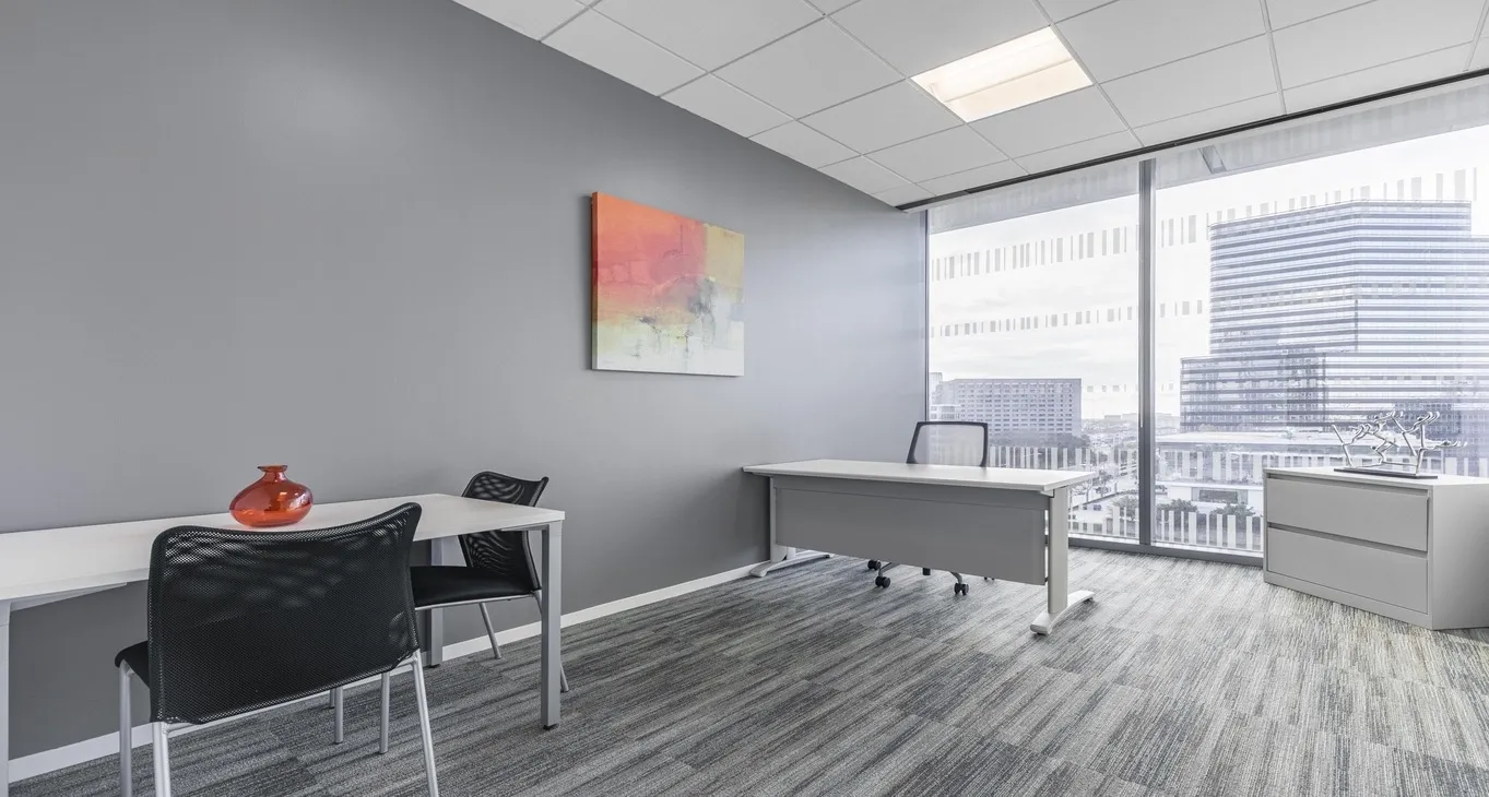 Business center 2 Boulevard Place 2 Boulevard Place — photo 3 of 18