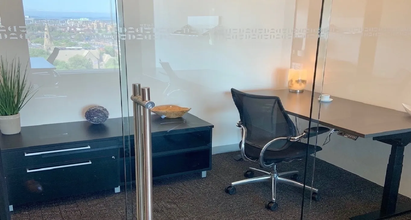 386 Main Street — photo 3 of 10