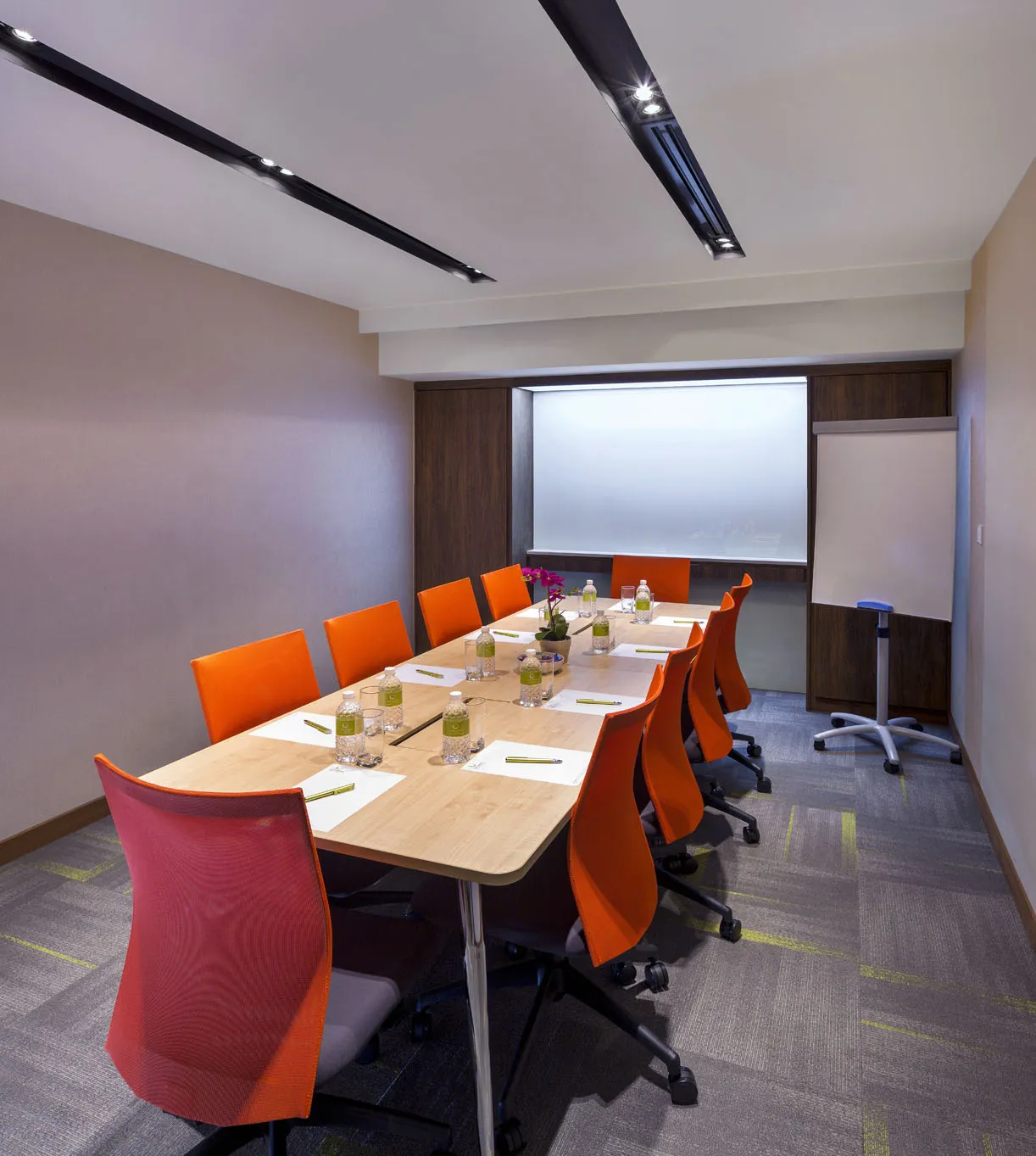 Pusat perniagaan 81A Clemenceau Ave Rent office 81A Clemenceau Ave — photo 8