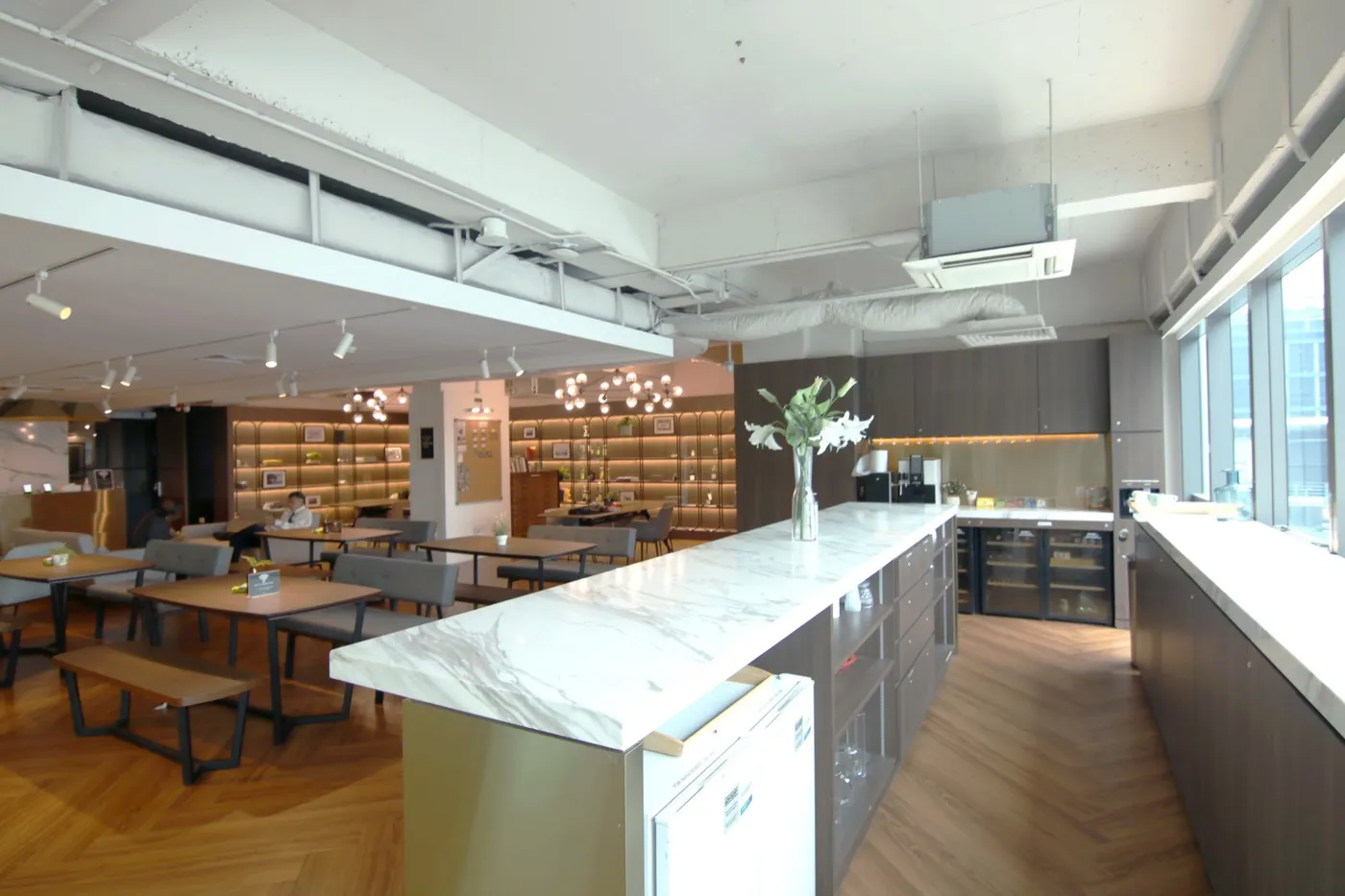 Business center Marina Bay Rent office Marina Bay — photo 4