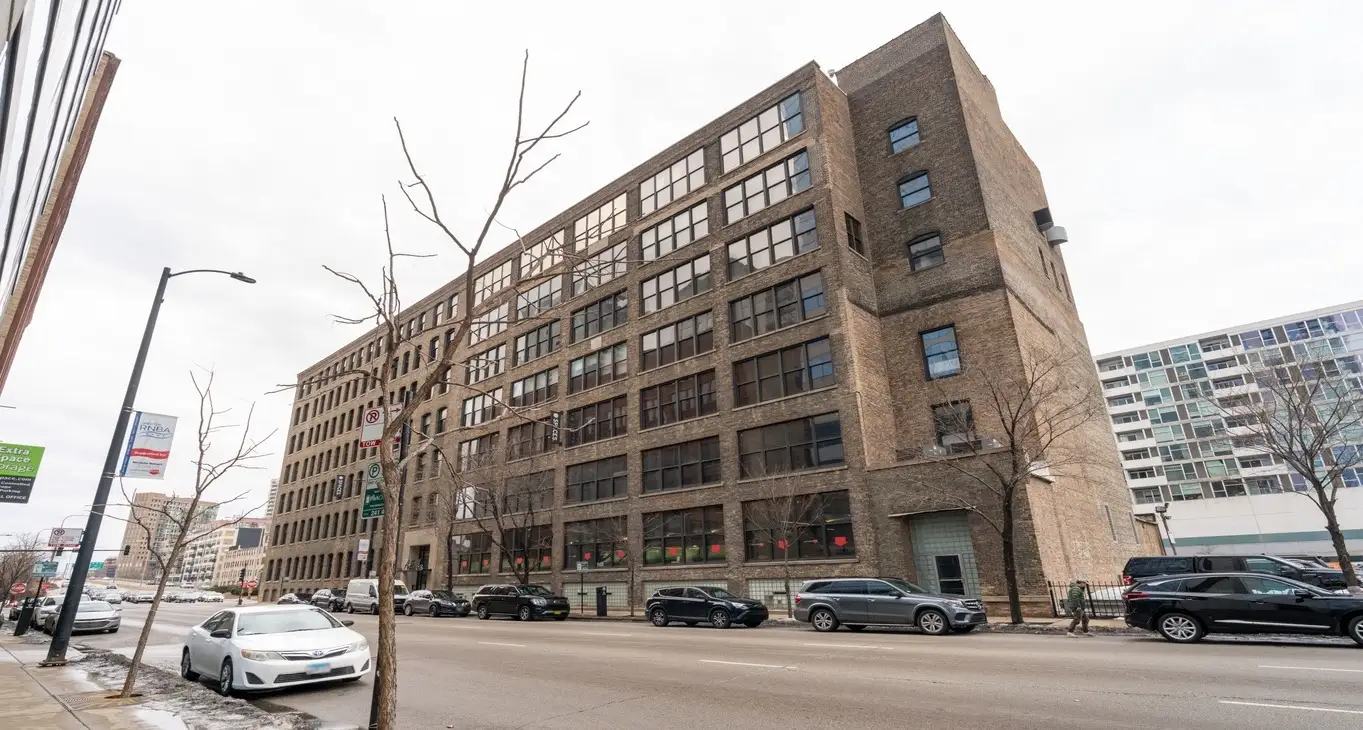 Adlake Building — photo 10 of 19