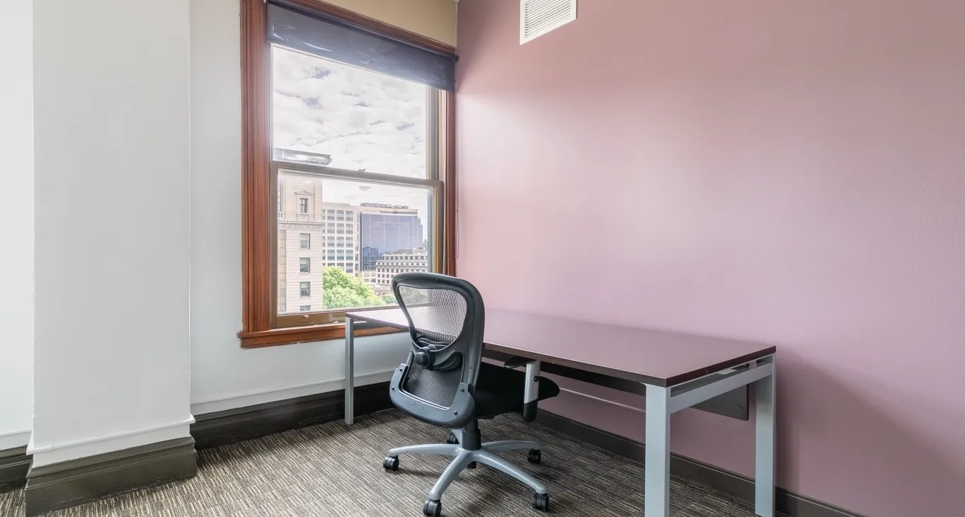 ビジネスセンター Smith Tower Smith Tower — photo 2 of 11