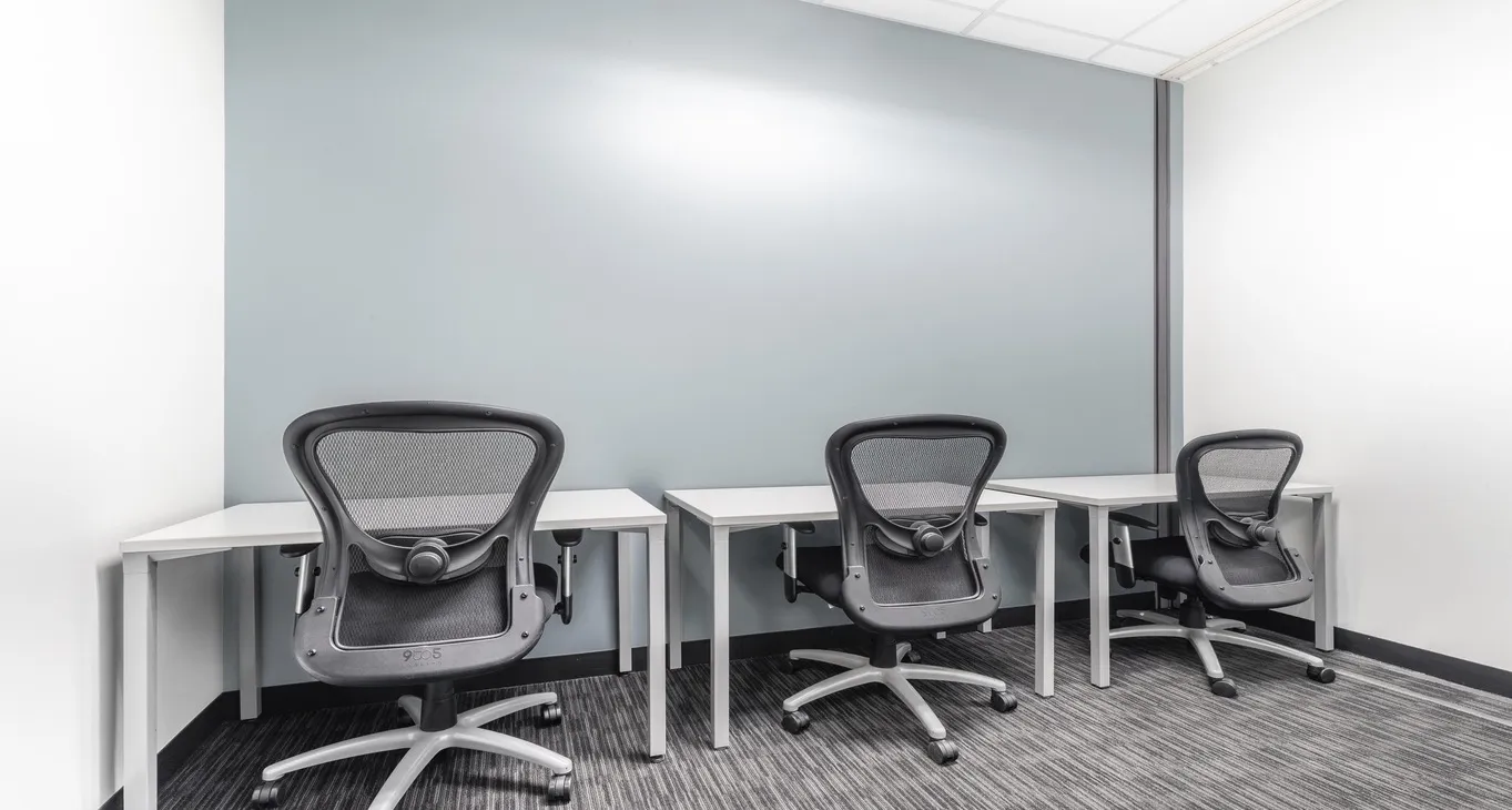 Private office — South Loop Roosevelt