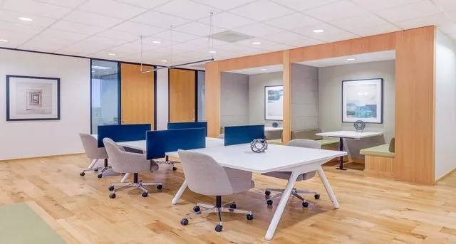Oficina privada — 16225 Park Ten Place