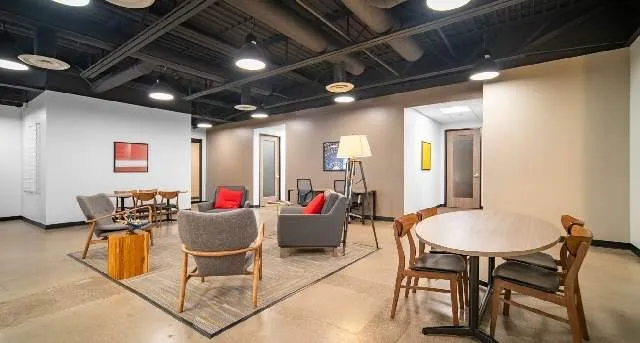 独立办公室 — 16th Street Mall 1400, 16 Market Square