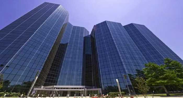 Samostatná kancelář — 222 West Las Colinas Boulevard