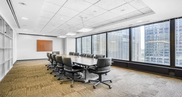 30 South Wacker — photo 6 of 8