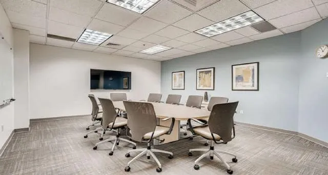 独立办公室 — 357 S. McCaslin Blvd Suite 200
