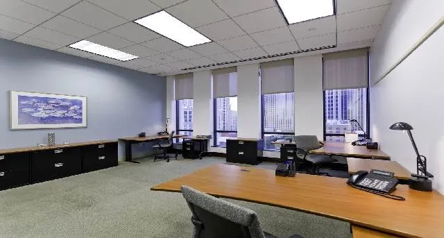 401 North Tryon Street — photo 3 of 8