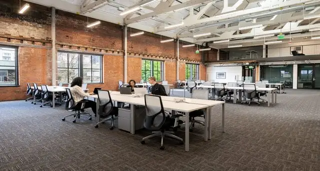 Private office — 450 Alaskan Way South