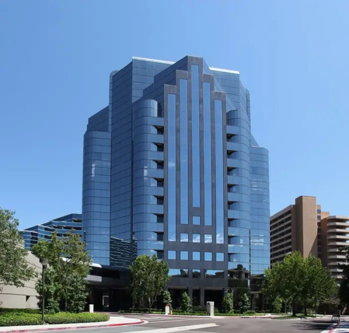 4225 Executive Square — photo 4 of 11
