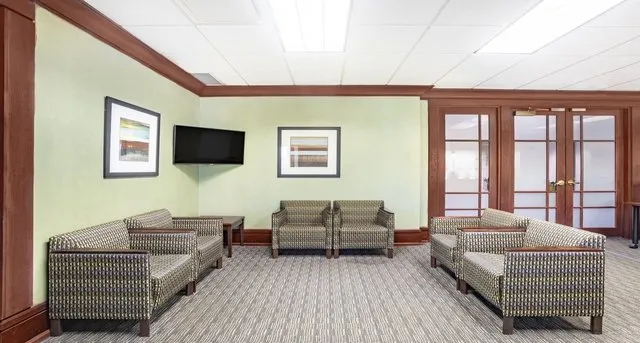Private office — 470 Olde Worthington Road