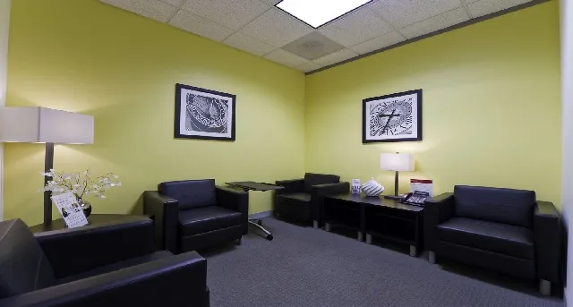 Private office — 555 North Point Center East