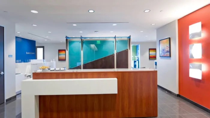 Diamondview Tower — photo 2 of 10