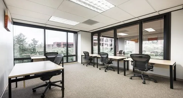 Private office — Barton Oaks Plaza