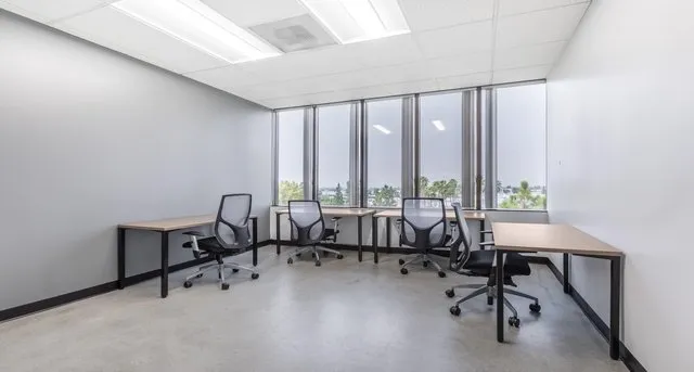 Commerce Corporate Center — photo 3 of 8