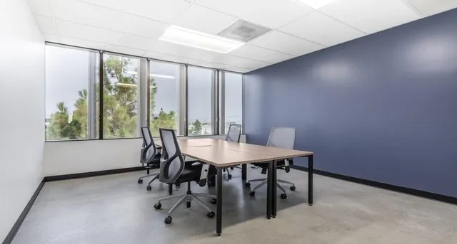 Commerce Corporate Center — photo 6 of 8