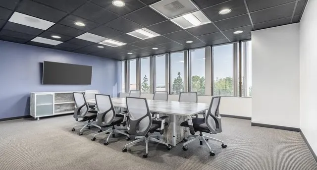 Commerce Corporate Center — photo 8 of 8