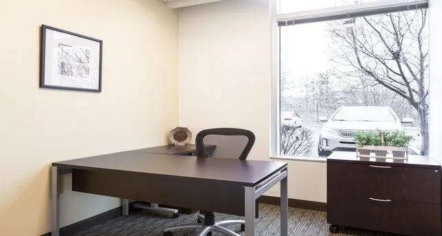 Fitted-out office · Bole · 204 m² — photo 3 of 8