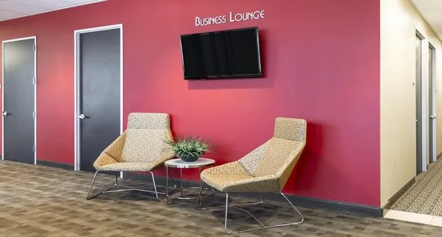 Fitted-out office · Bole · 204 m² — photo 6 of 8