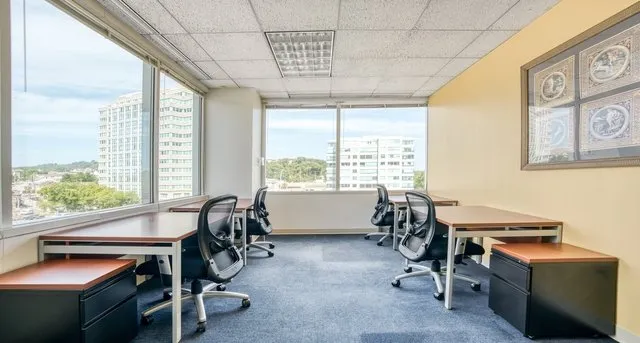 Office & retail space · Gotera · 1500 m² — photo 3 of 9