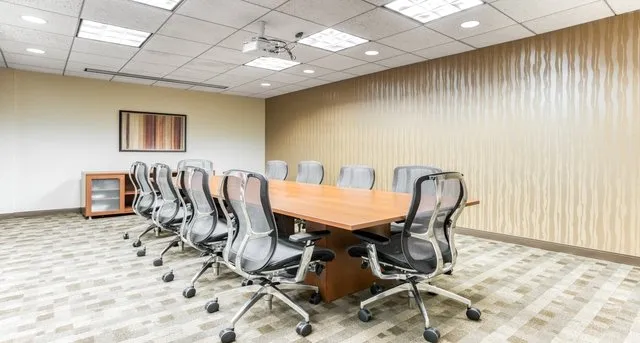 Office & retail space · Gotera · 1500 m² — photo 5 of 9