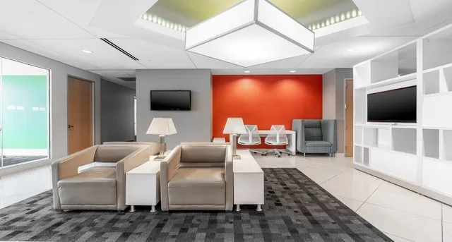 Private office — Lincoln Park Center
