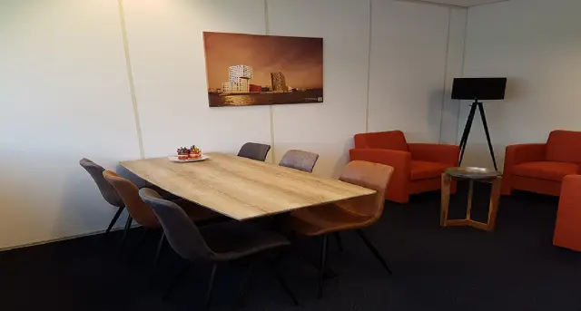 Kantoorruimte — Markerkant 13 - 10, Almere