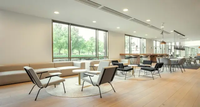 Millennium Tower — foto 5 van 12