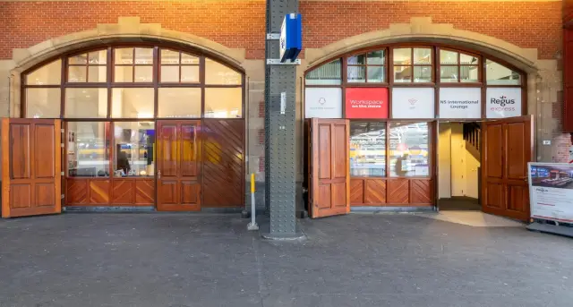 NS International Amsterdam Central — foto 2 van 12