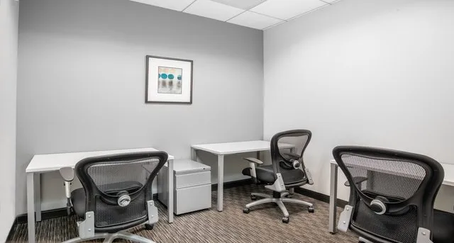 Private office — Oppenheimer Tower