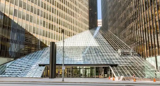 Houston Office Market 2026: Average Rents, Submarkets and What Tenants Get