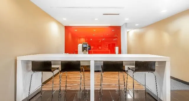 Perimeter Parkway, Suite 200 — photo 8 of 8