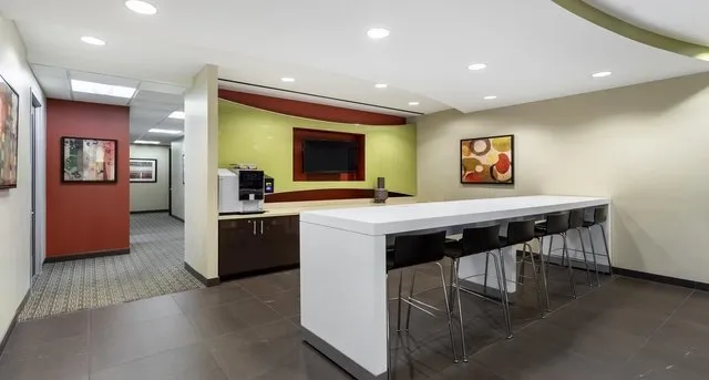 Sepulveda Center — photo 4 of 7